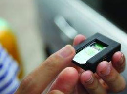 手機(jī)竊聽(tīng)器隱蔽熱銷(xiāo) 專家表示還不能實(shí)現(xiàn)反竊聽(tīng)