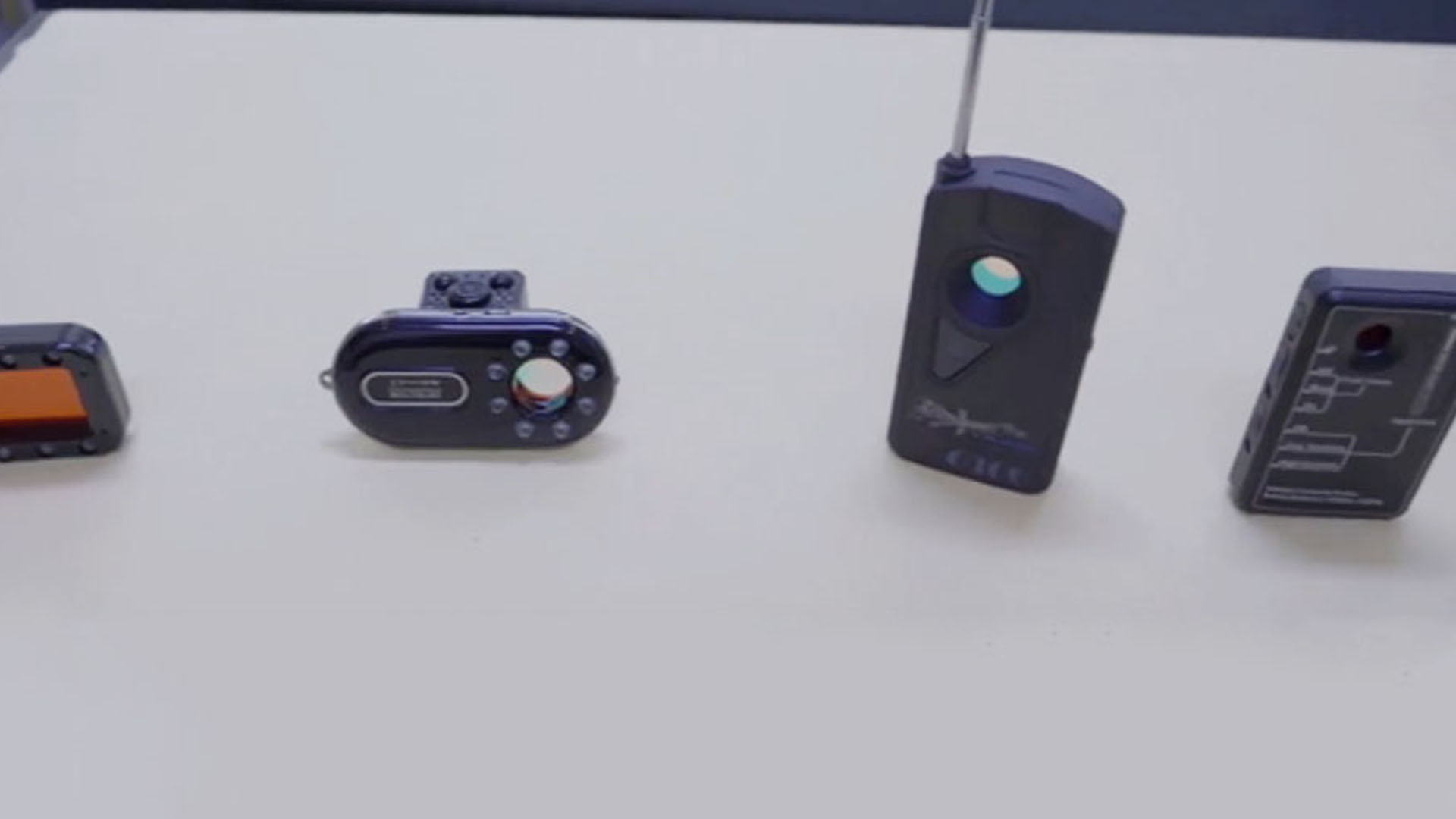 防偷拍“神器”網(wǎng)上走紅 公共場所如何保護個人隱私？