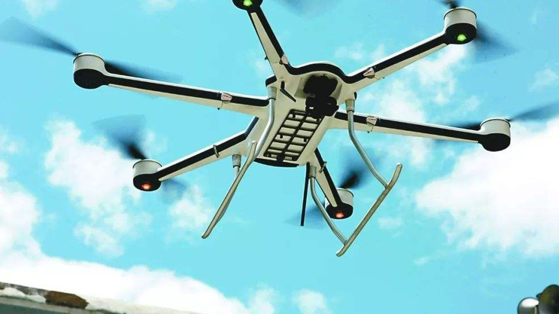 無人機偷拍，隱私問題如何防護？